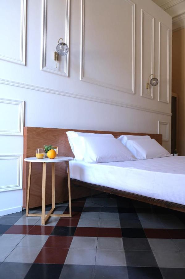 Toscano Palace Luxury Rooms คาตาเนีย ภายนอก รูปภาพ