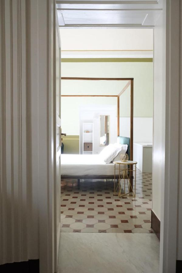 Toscano Palace Luxury Rooms คาตาเนีย ภายนอก รูปภาพ