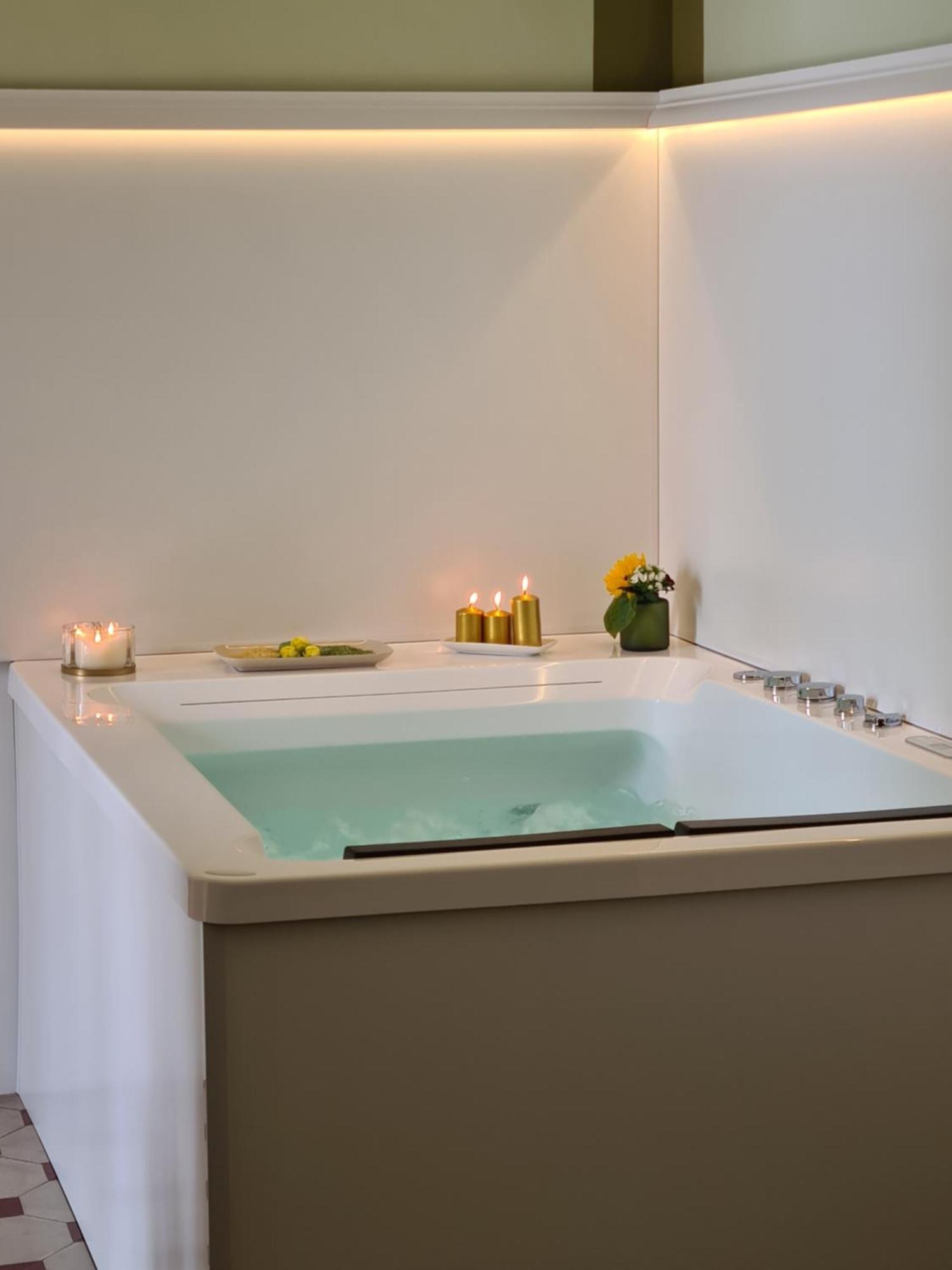 Toscano Palace Luxury Rooms คาตาเนีย ภายนอก รูปภาพ