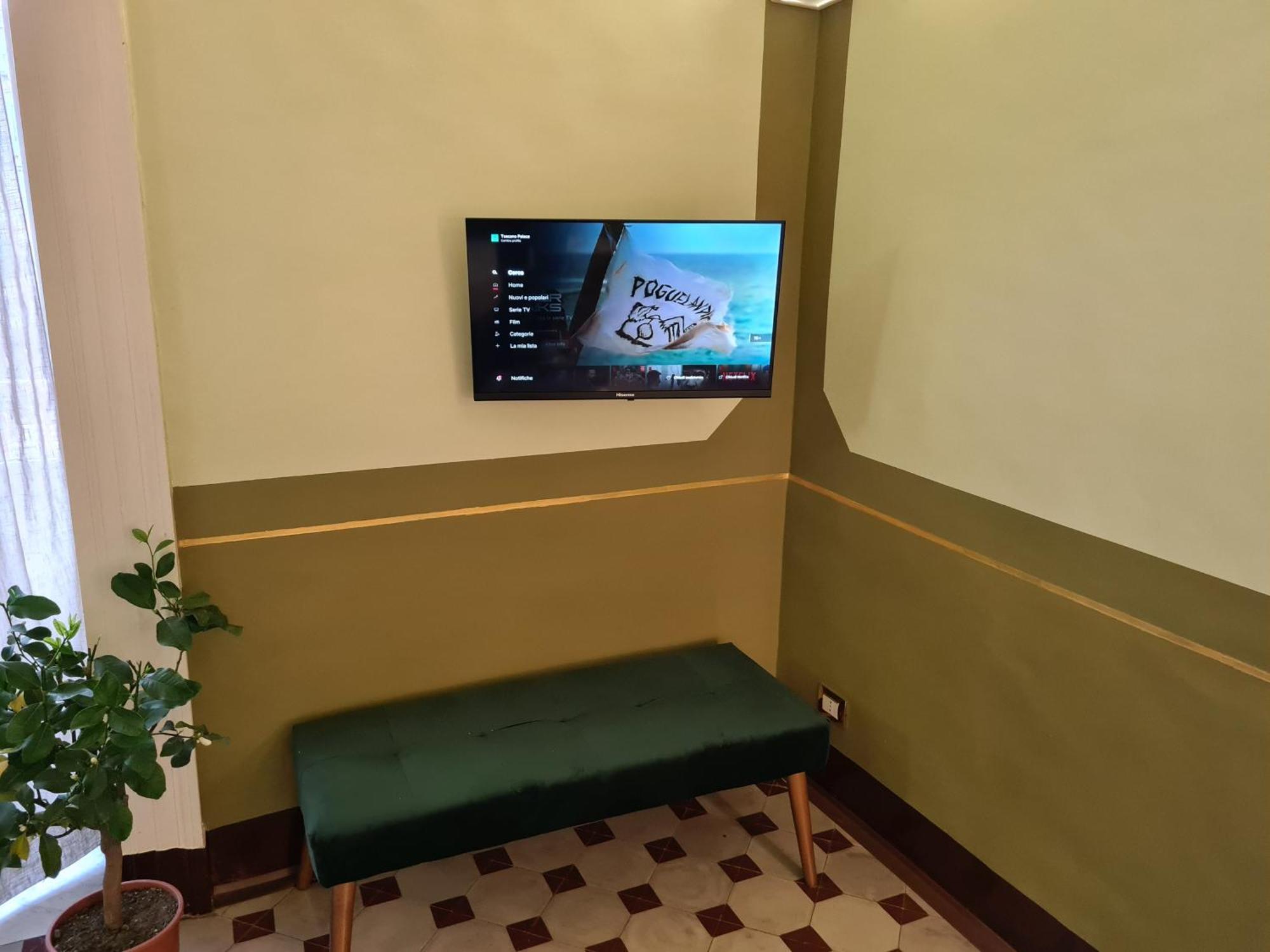 Toscano Palace Luxury Rooms คาตาเนีย ภายนอก รูปภาพ