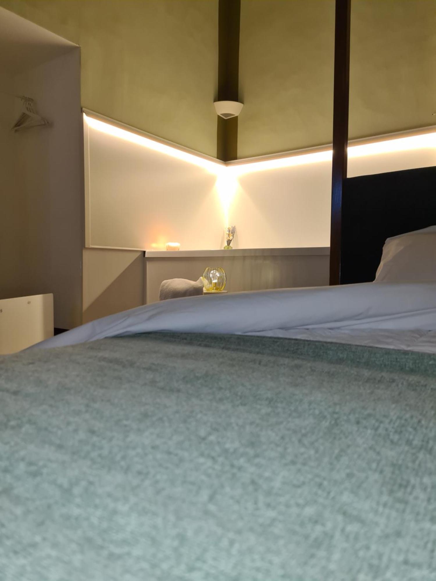 Toscano Palace Luxury Rooms คาตาเนีย ภายนอก รูปภาพ